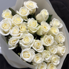 25 білих троянд Beluga 50 см  фото