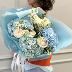 Bouquet of flowers "Blue Mirage" photo