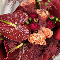 Bouquet of flowers "Crimson Flame" photo