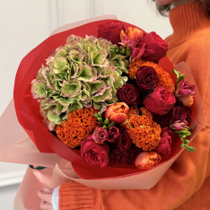 Bouquet of flowers "Fiery Bloom" photo