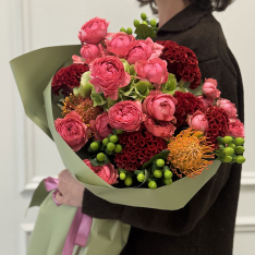 Bouquet of flowers "Flaming Bloom" 