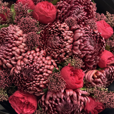 Букет цветов "Garnet Bloom" фото