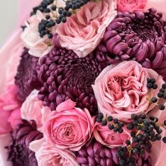 Bouquet of flowers "Mauve Magic" photo