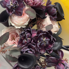 Букет цветов "Noir Twilight" фото