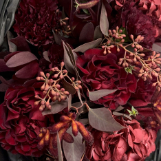 Bouquet of flowers "Red Eclipse" photo