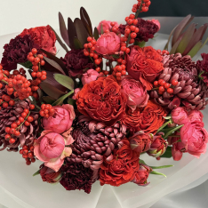 Букет цветов "Red Symphony" фото