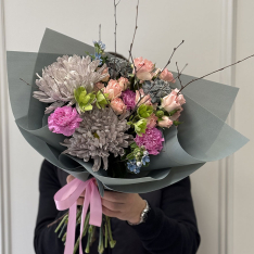 Букет цветов "Silent Bloom" фото