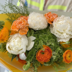Bouquet of flowers "Sunbeam" photo