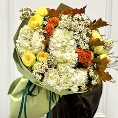 Bouquet of flowers "Sunny Whisper" 
