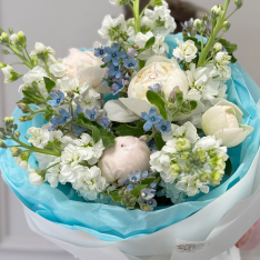 Bouquet of flowers "Tender Blue" photo