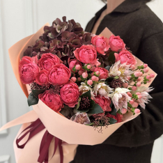 Bouquet of flowers "Wine Whisper" 
