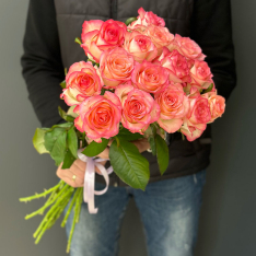 15 розовых роз Jumilia 70 см фото