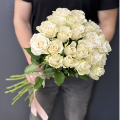 25 white imported roses photo