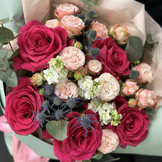 Bouquet of flowers “Passion” photo