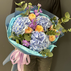Букет цветов «Merci» 