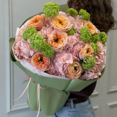 Букет квітів «Blush Garden» фото