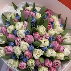 Букет квітів "Blooming Light" фото