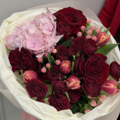 Букет цветов "Blushing Passion" фото