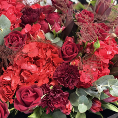 Bouquet of flowers "Crimson Mood" photo