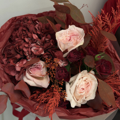 Букет квітів "Deep Ruby Touch" фото