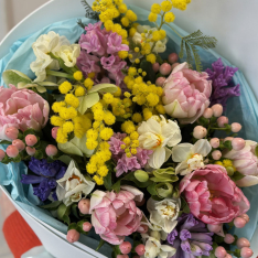 Букет квітів "Happy Spring" фото