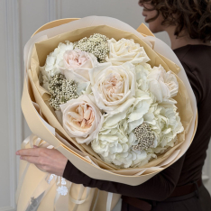 Букет цветов "White Whisper" фото