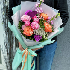 Author's bouquet of flowers "Love You" photo