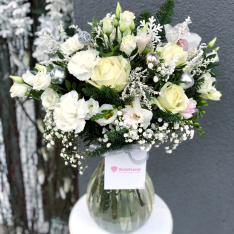 Winter bouquet "Fabulous moment" + VASE AS A GIFT photo