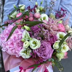 Квіти в капелюшній коробці «Florance» фото