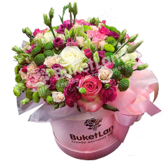 Квіти в шляпній коробці «Мелодія щастя» фото