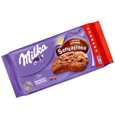 Печенье Milka Sensations с какао, с начинкой и кусочками молочного шоколада 156г фото