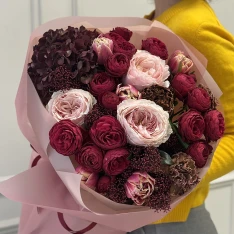 Букет квітів "Wine & Rose" 