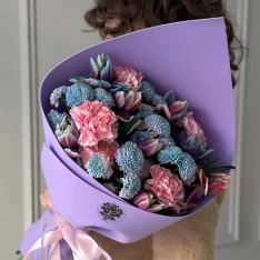 Букет квітів "Blue Petal Kiss" 