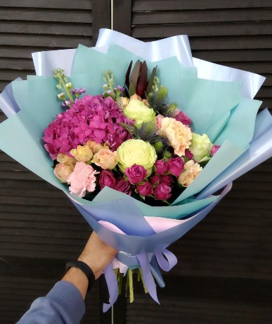 Photo of flowers with delivery in Chernihiv