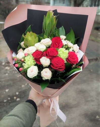 Фото доставка квітів Одеса