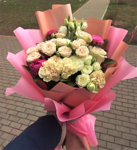 Фото доставка квітів Харків